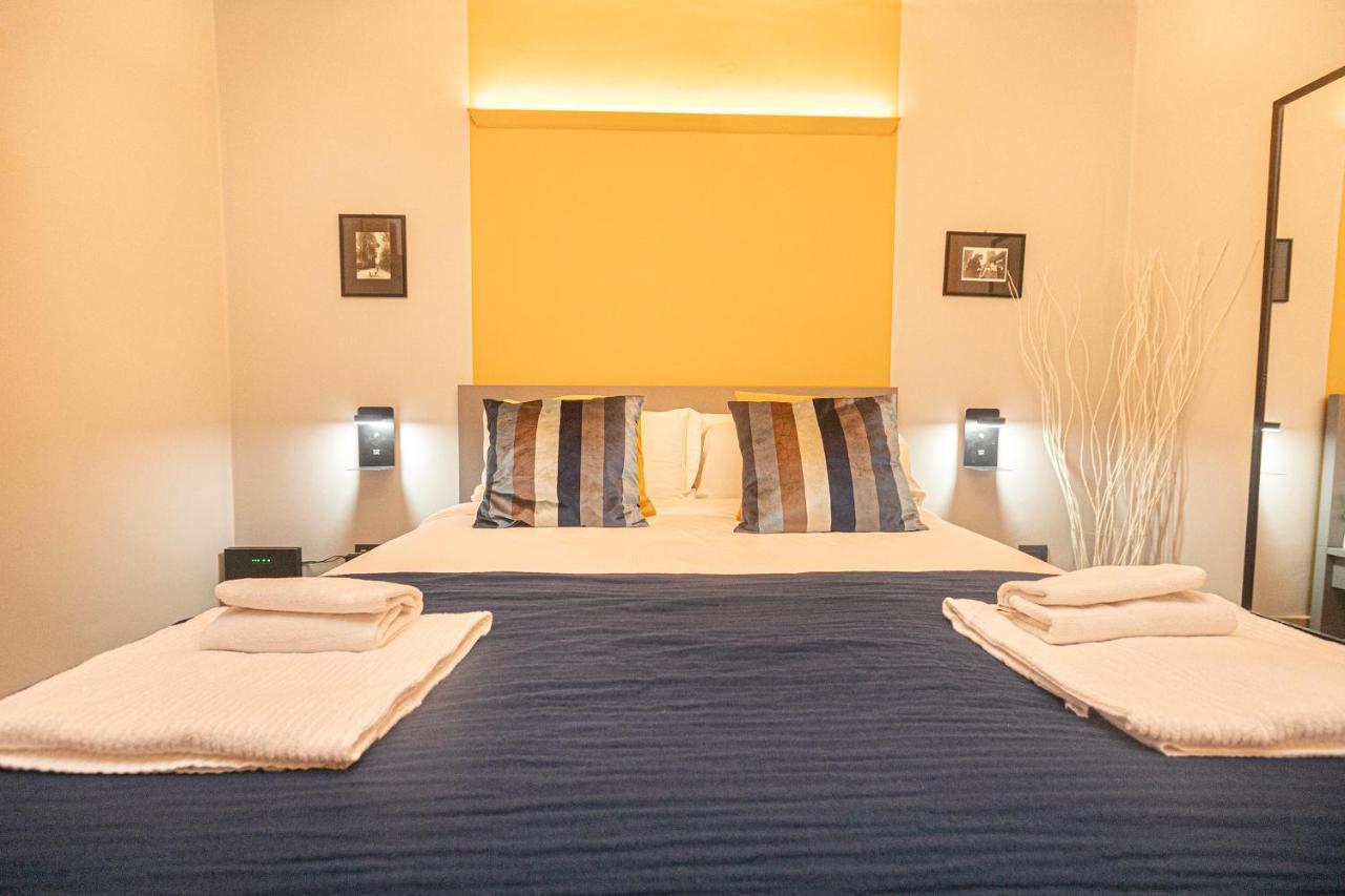 Giano Host - I Teatri Apartman Genova Kültér fotó